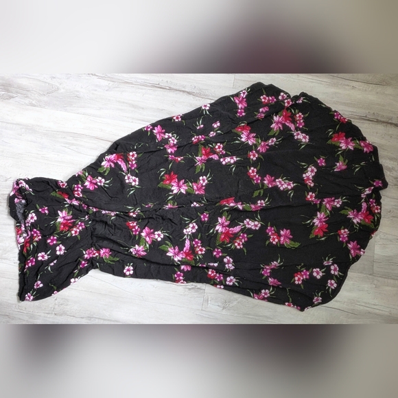 U2B Black Floral Strapless Hi Low Romper MD - Picture 9 of 13